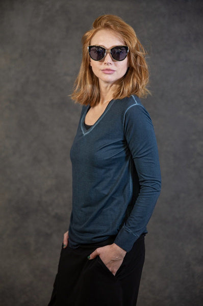 V-Neck Tee (Dyed Version) Tops The Eight Senses® Dark Teal XS 